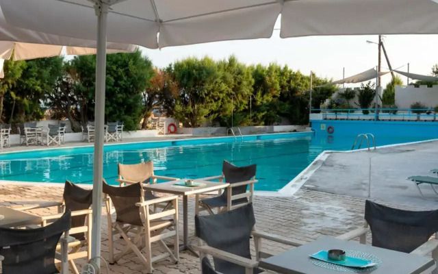The Grove Seaside Hotel