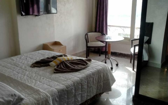 Nile sky hotel and suites