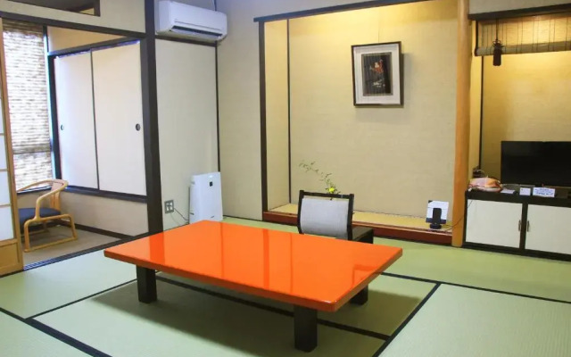 Kanazawa Chaya