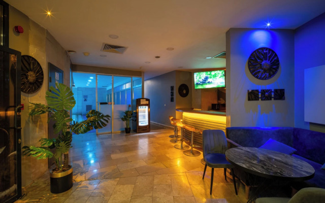 Grand S Hotel