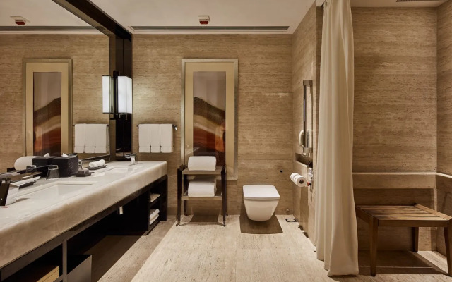 The Ritz-Carlton, Hong Kong