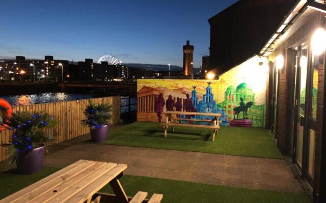 Travelodge Liverpool Central Queens Dock and Arena Hotel