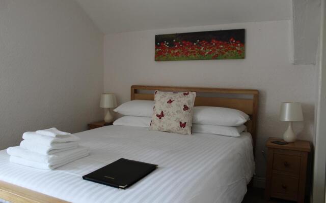The Bay House Lake View Guest House - Adults Only