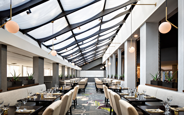 DoubleTree by Hilton Fairfield Hotel & Suites