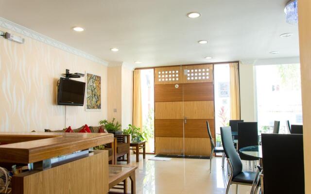 Beach Palace Hotel