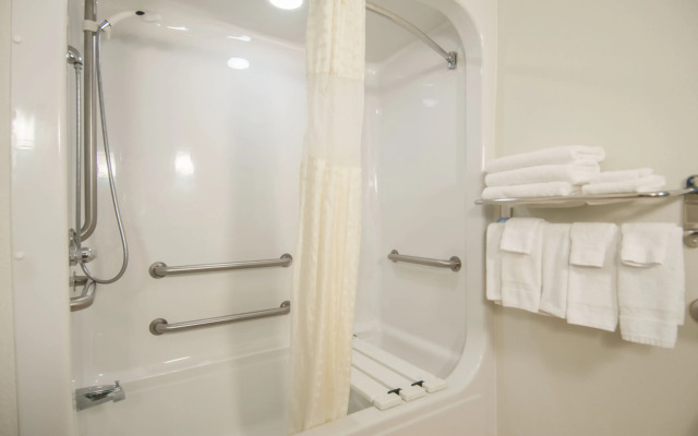 Best Western Plus Blue Angel Inn