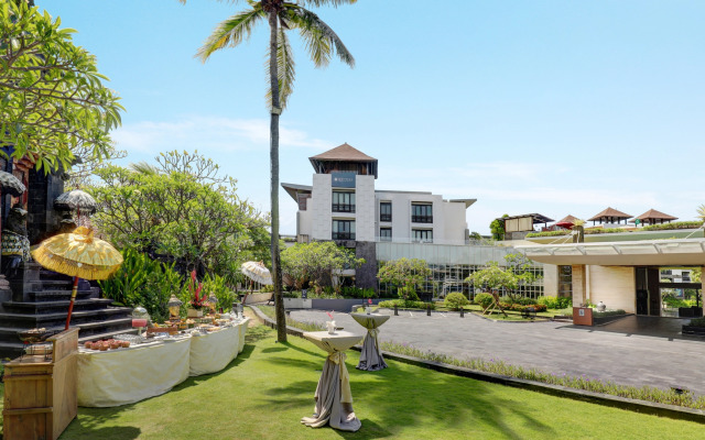 Pullman Bali Legian Beach