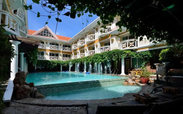 Boracay Mandarin Island Hotel