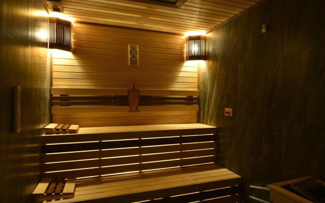 Elite Luxury Suite & Spa