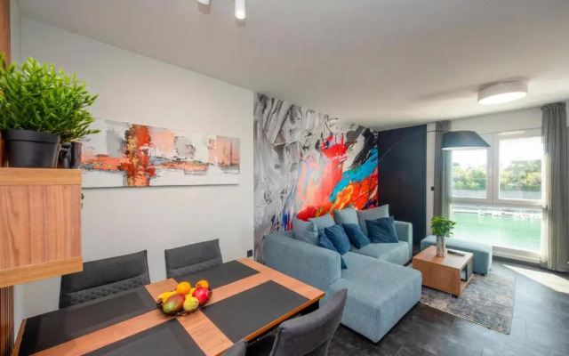 Jazine Lux Apartments