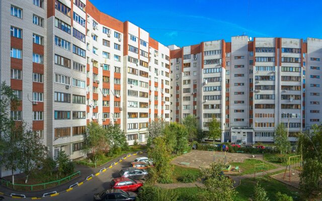 Okolo Metro I Akvaparka Apartments