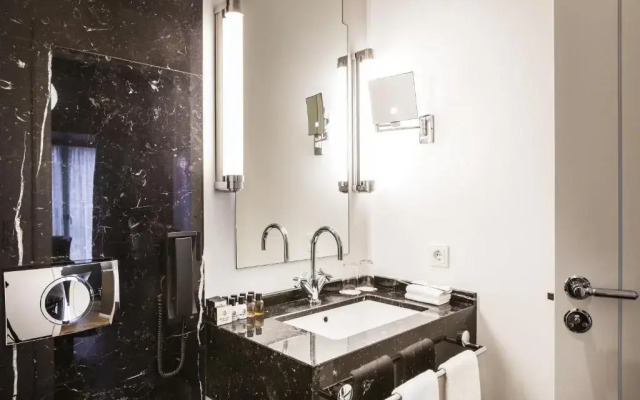Hotel Borg by Keahotels