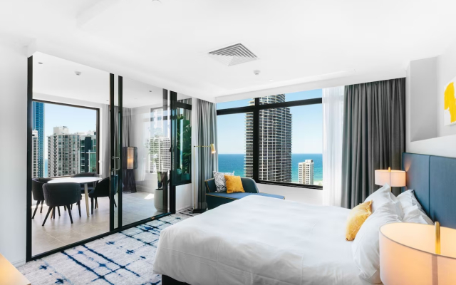 voco Gold Coast by IHG