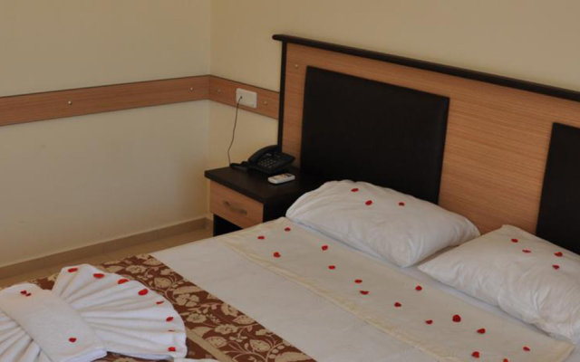 Telmessos Neva Hotel - Halal-Non Alcoholic  Hotel