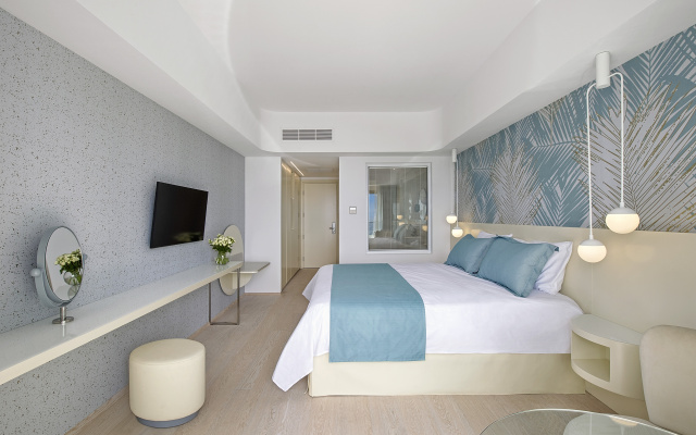 Superior Double room (full double bed) (bed type is subject to availability)
