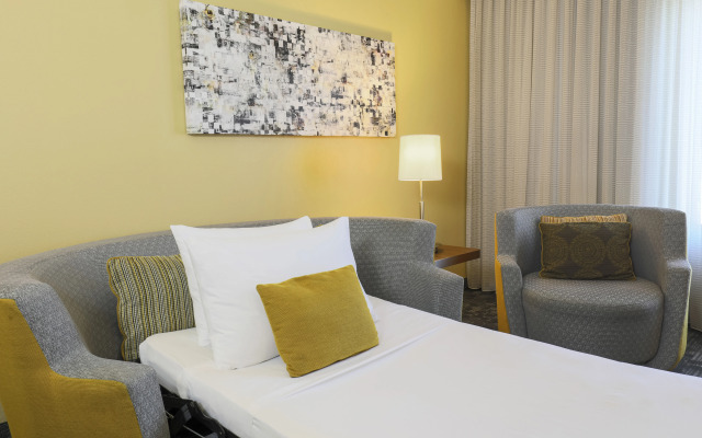 Courtyard by Marriott Austin Airport