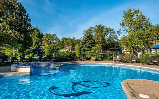 Mont Gabriel, Sainte-Adele, a Tribute Portfolio Resort