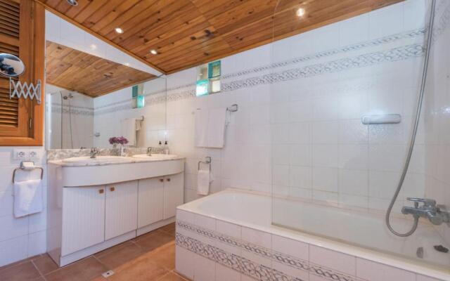 Holiday Home Son Bona Vista