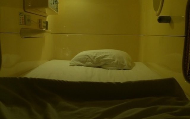 Sauna & Capsule Hotel Rainbow Shinkoiwa