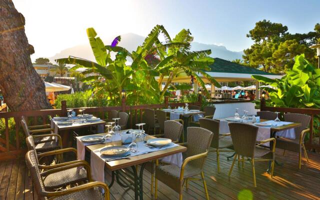 Crystal Aura Beach Resort & Spa – All Inclusive Resort