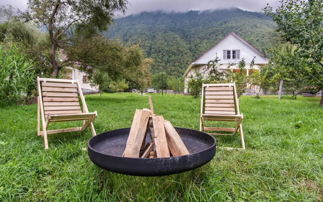 Pear Eco-camping