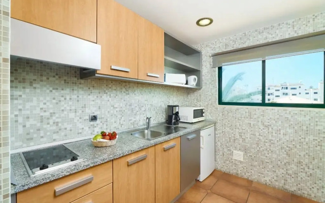 Oceanus Aparthotel