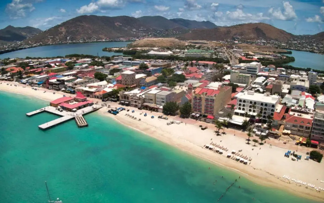 Horizon View Beach Hotel