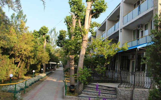 lazurny Bereg Hotel