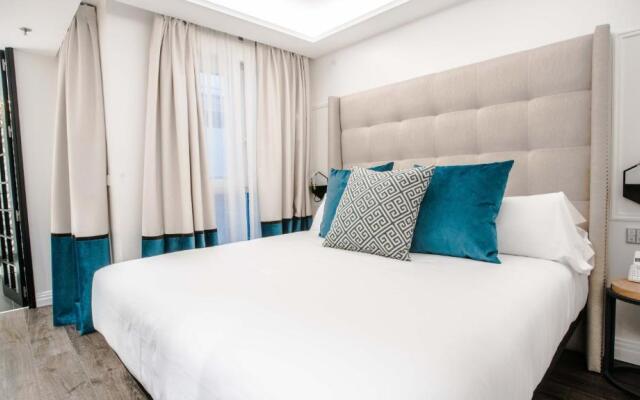The Hotel Regina