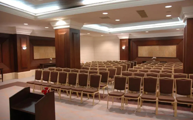 Курорт Meder Resort Hotel