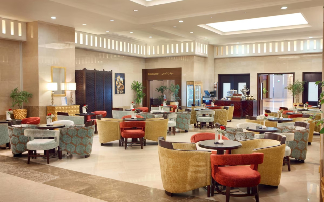 Отель Al Marwa Rayhaan by Rotana