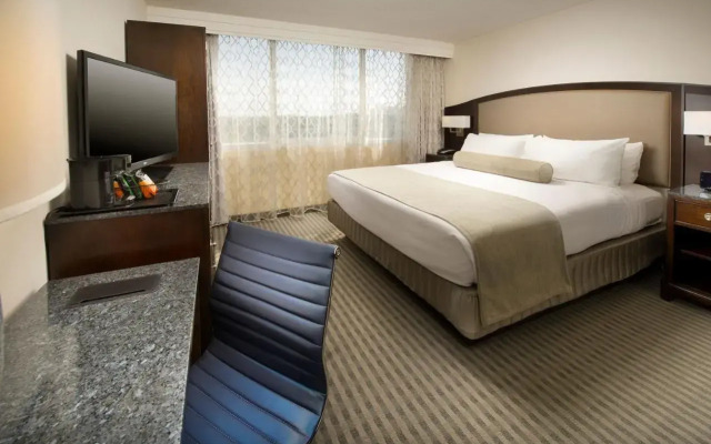 Skybridge Seattle Airport Hotel