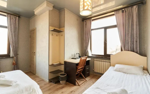 7 days hotel