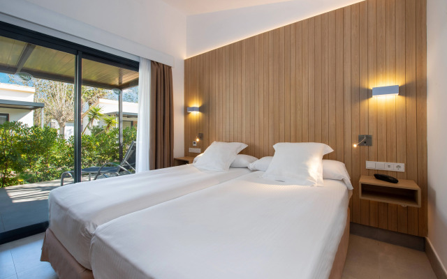 Valentin Playa de Muro Resort