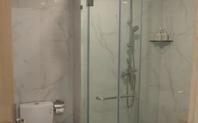 Ruby Hotel