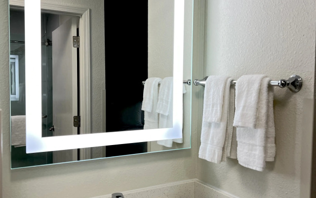 Sleep Inn & Suites Wisconsin Dells - Lake Delton