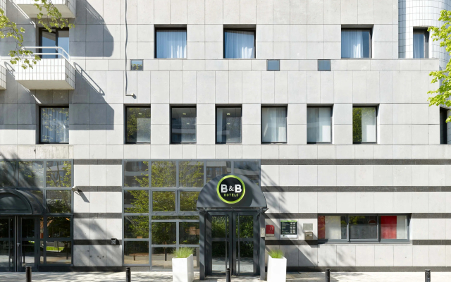 B&B HOTEL Saint-Quentin-en-Yvelines Centre Gare