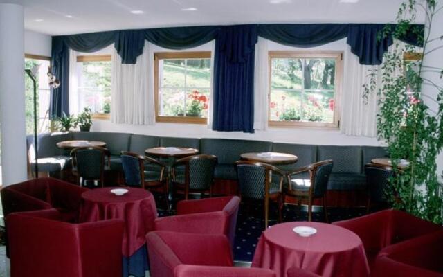 Sport Hotel Enrosadira