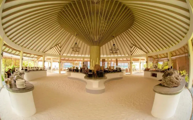 Paradise Hondaafushi Island Resort & Spa
