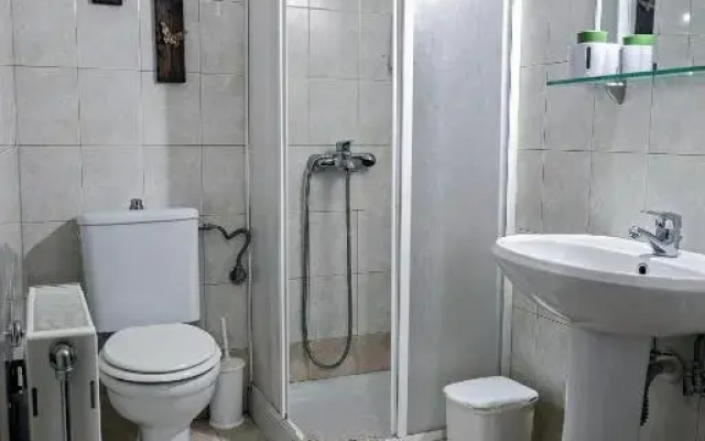 Xenonas Sta Tzakia