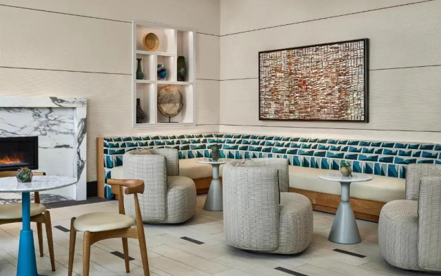 The Highland Dallas, Curio Collection by Hilton