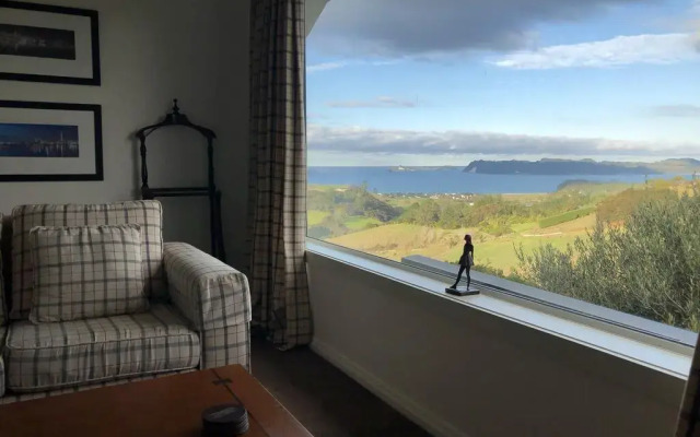 Bayview Valley Lodge