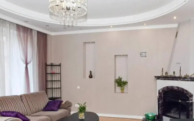 Меблированные комнаты Room With Fireplace