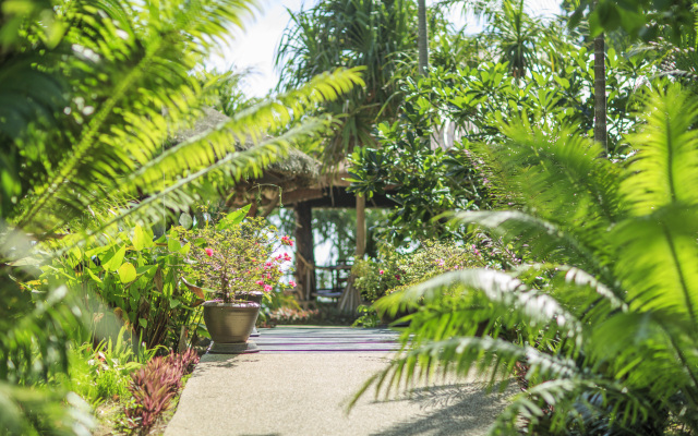 Koh Jum Beach Villas