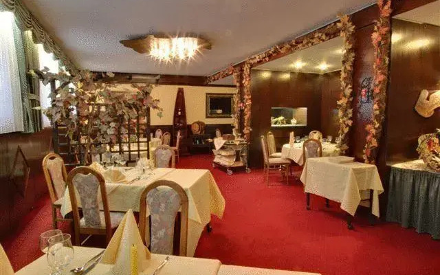 Hotel Grille