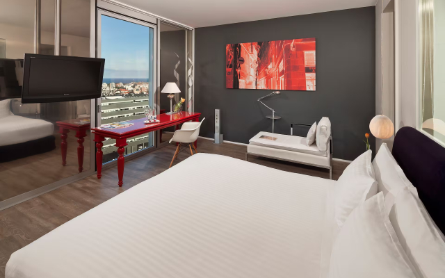 The Level At Melia Barcelona Sky