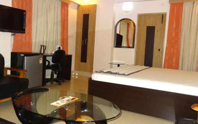 Hotel Nesh Inn