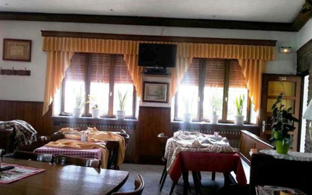 Hôtel-Restaurant La Crémaillère