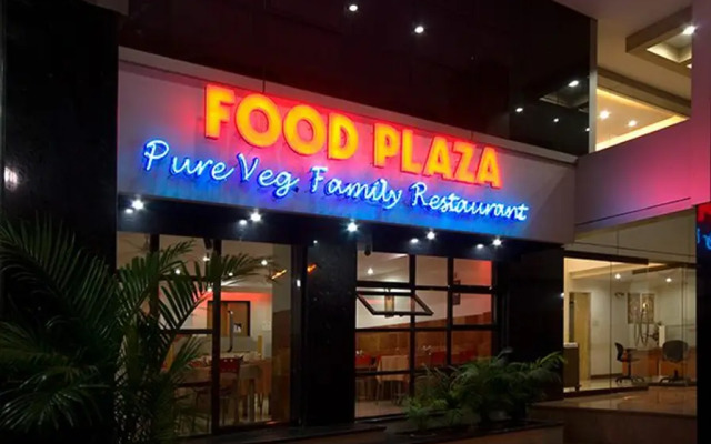 Hotel New Holiday Plaza