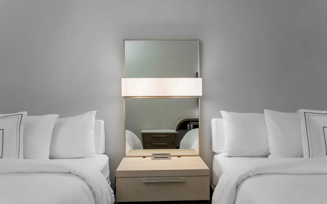 Courtyard by Marriott Tampa Brandon